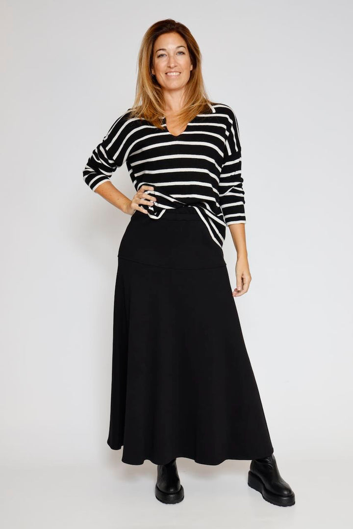 FALDA A25DL301-NEGRO