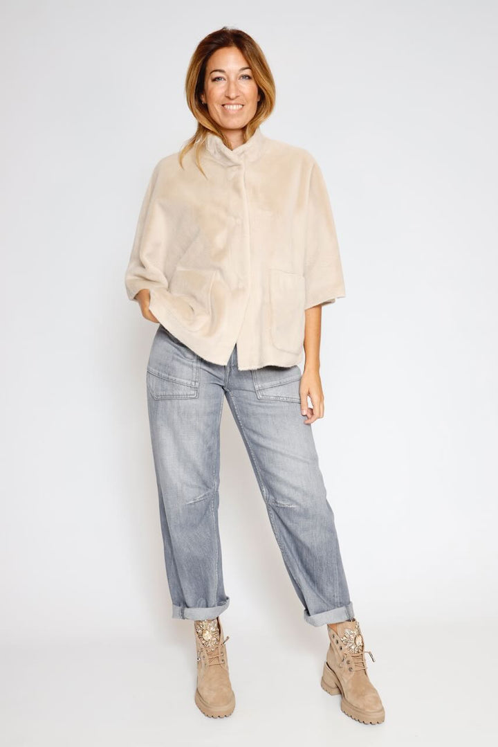 CAPA DEWI.7002511-LATTE