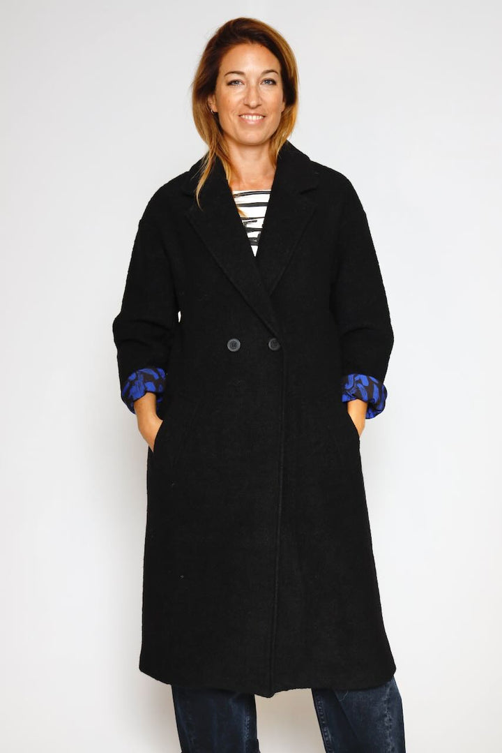 ABRIGO MILLIE BOILED-NEGRO