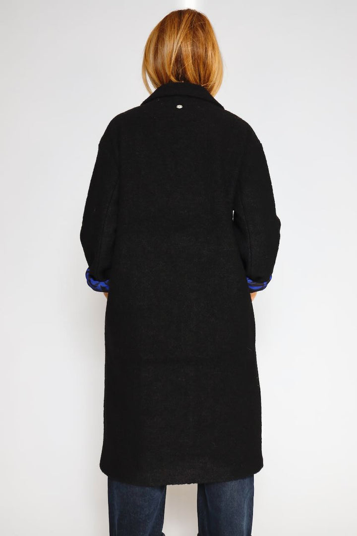 ABRIGO MILLIE BOILED-NEGRO