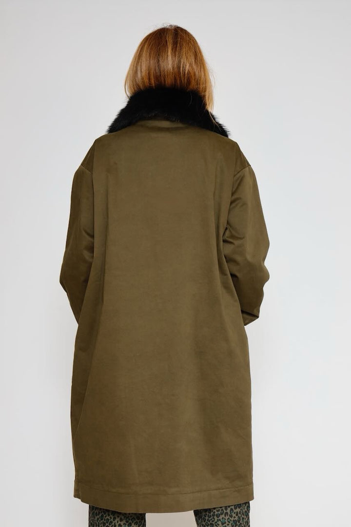 ABRIGO A25CA601-MILITAR