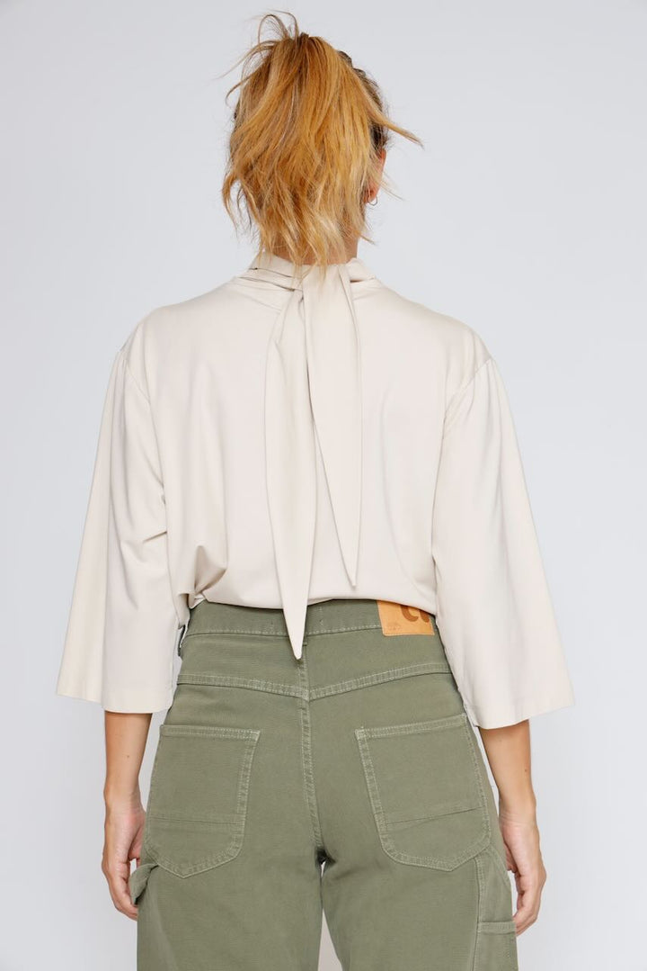 CAMISETA BY09178-BEIGE