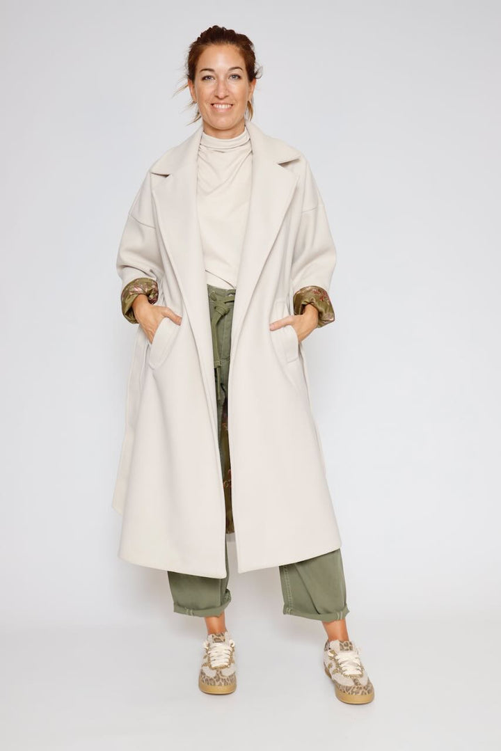 ABRIGO BY09102-LATTE