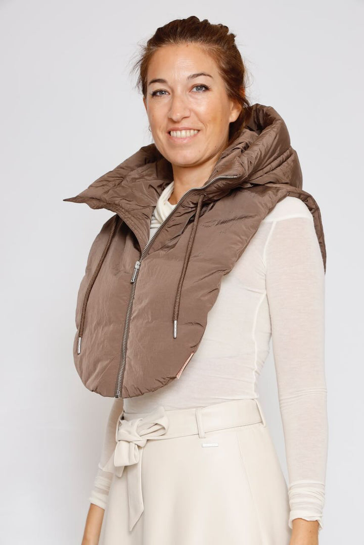 CAPA ACOLCHADA TABITA.7002512-MARRON