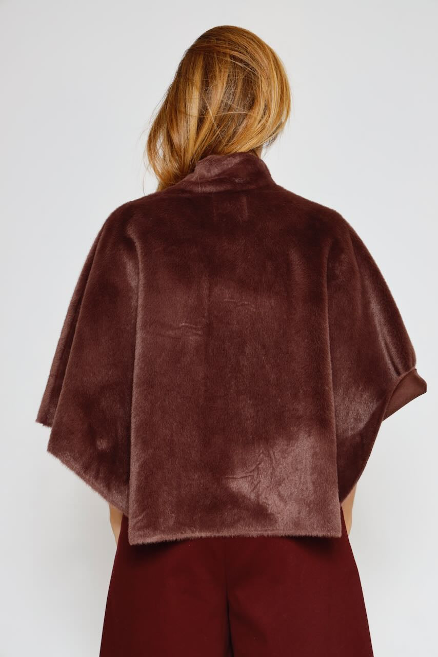 CAPA DEWI.7002511-BURDEOS