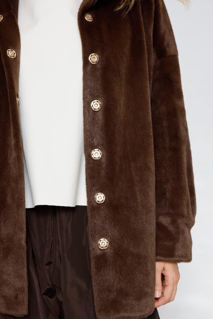 CHAQUETA CAPA BY09111-MARRON