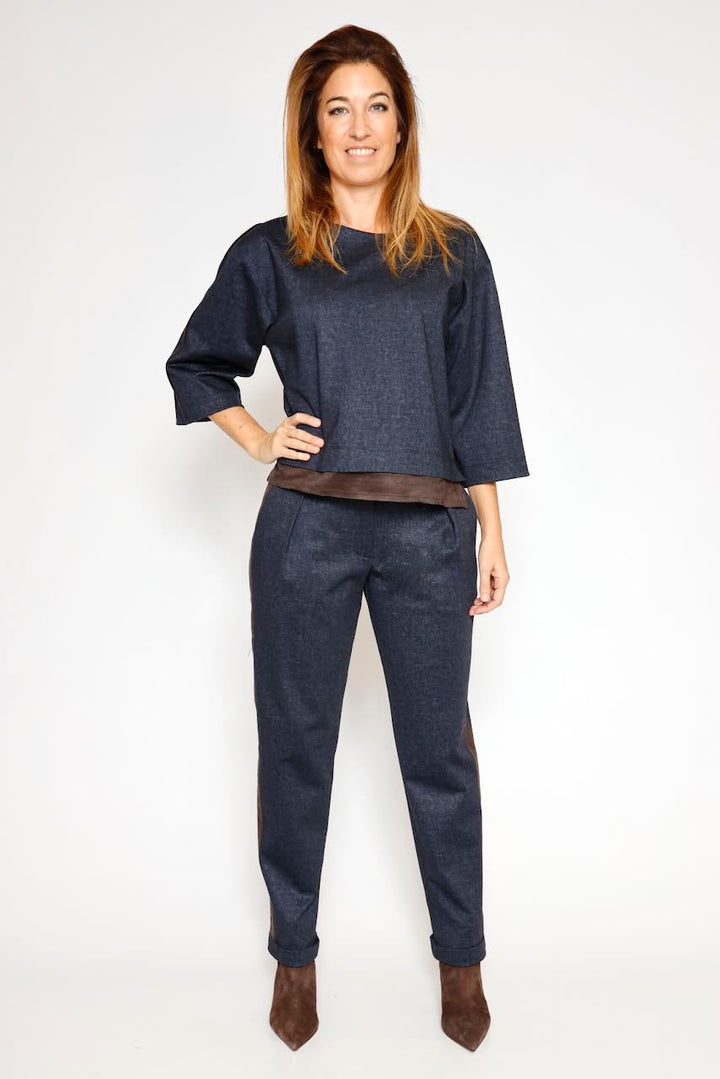 Pantalones con detalles efecto ante y bajos vueltos 54-5026-MARINO