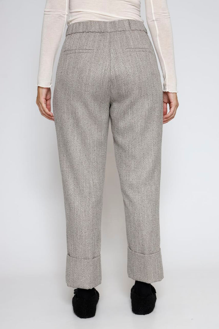 Pantalones de espiga con dobladillo 54-5017-GRIS