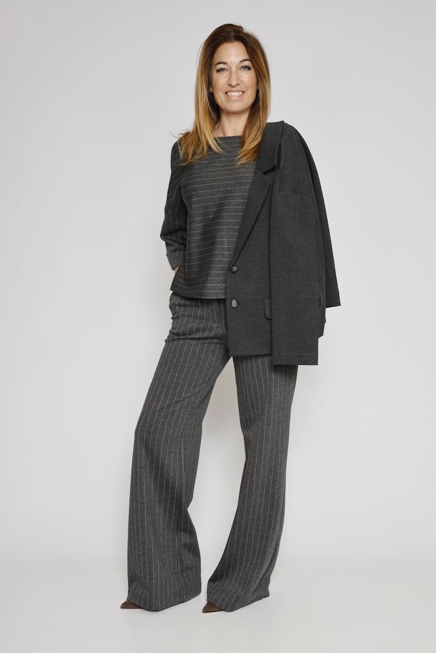 Blusa de rayas con escote barco 54-2140-CAMEL/GRIS