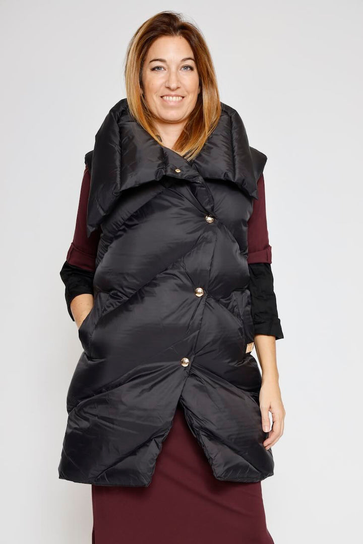 CHALECO WC3006O46601-NEGRO