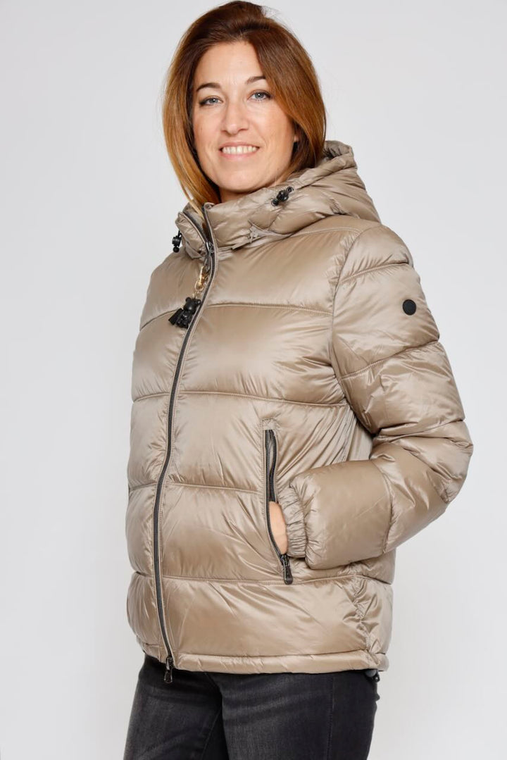 CHAQUETA ACOLCHADA M49491-BEIGE