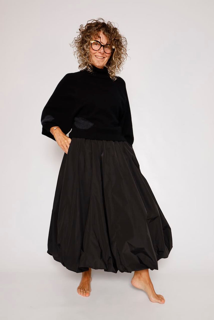 FALDA GLOBO NEGRA J.RAMON