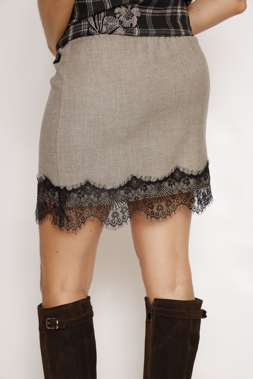 MINIFALDA CORTA TAUPE A26ES302