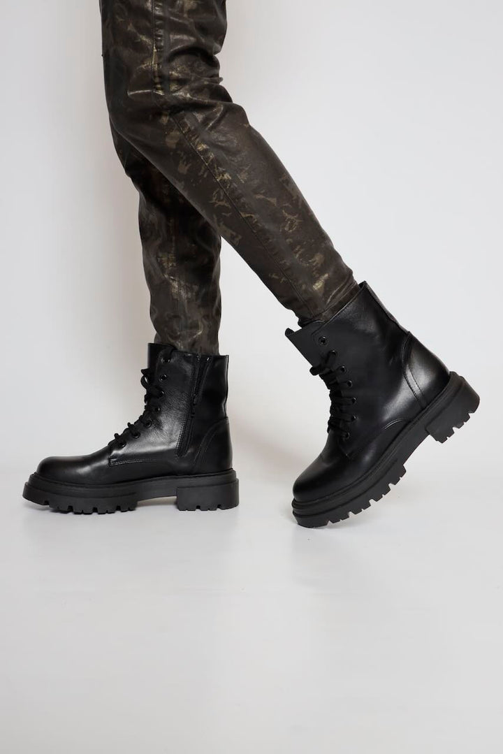 BOTA XS02-NEGRO