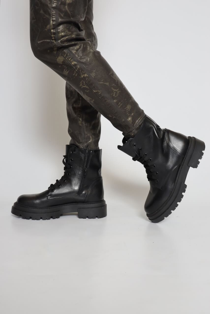 BOTA XS02-NEGRO