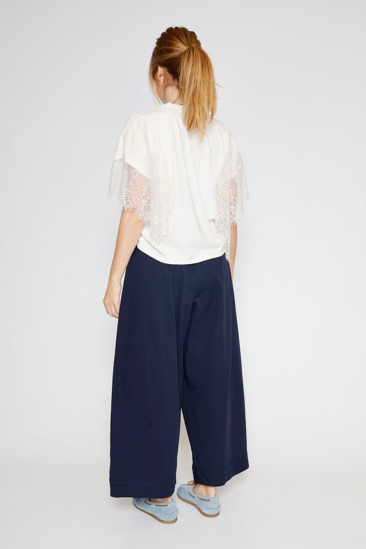 CAMISETA 561071-LATTE