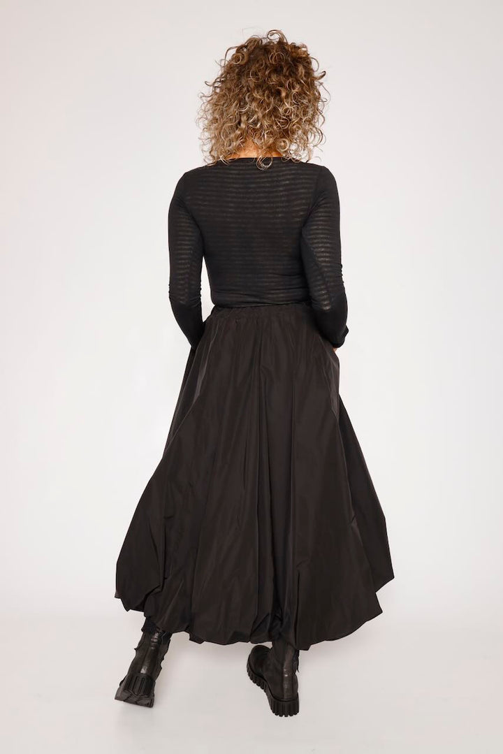 FALDA GLOBO NEGRA J.RAMON