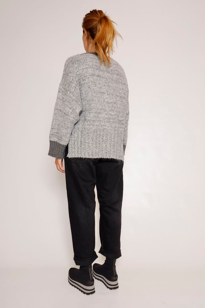 JERSEY PUNTO GRIS A26IT509