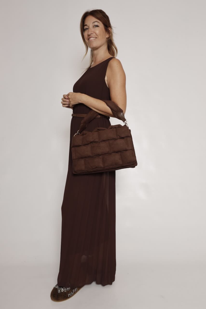 BOLSO ACOLCHADO MARRÓN 62A81009