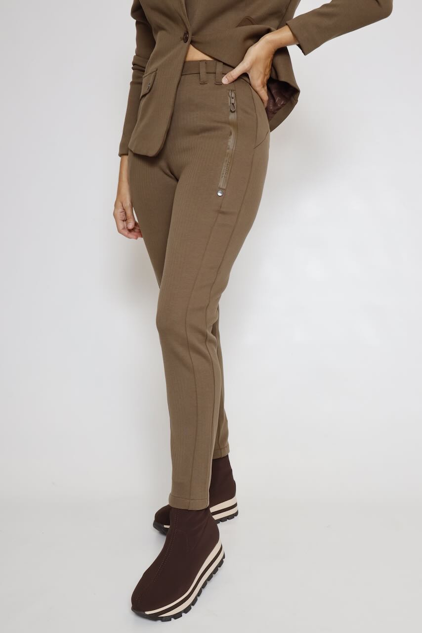 CHAQUETA TIPO BLAZER MARRÓN BETSY