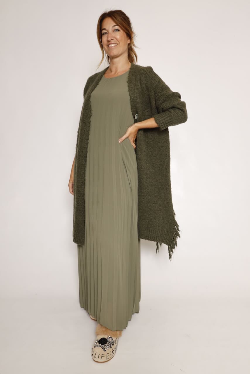 VESTIDO MAXI PLISADO SIN MANGAS VERDE MUSGO 62P83224