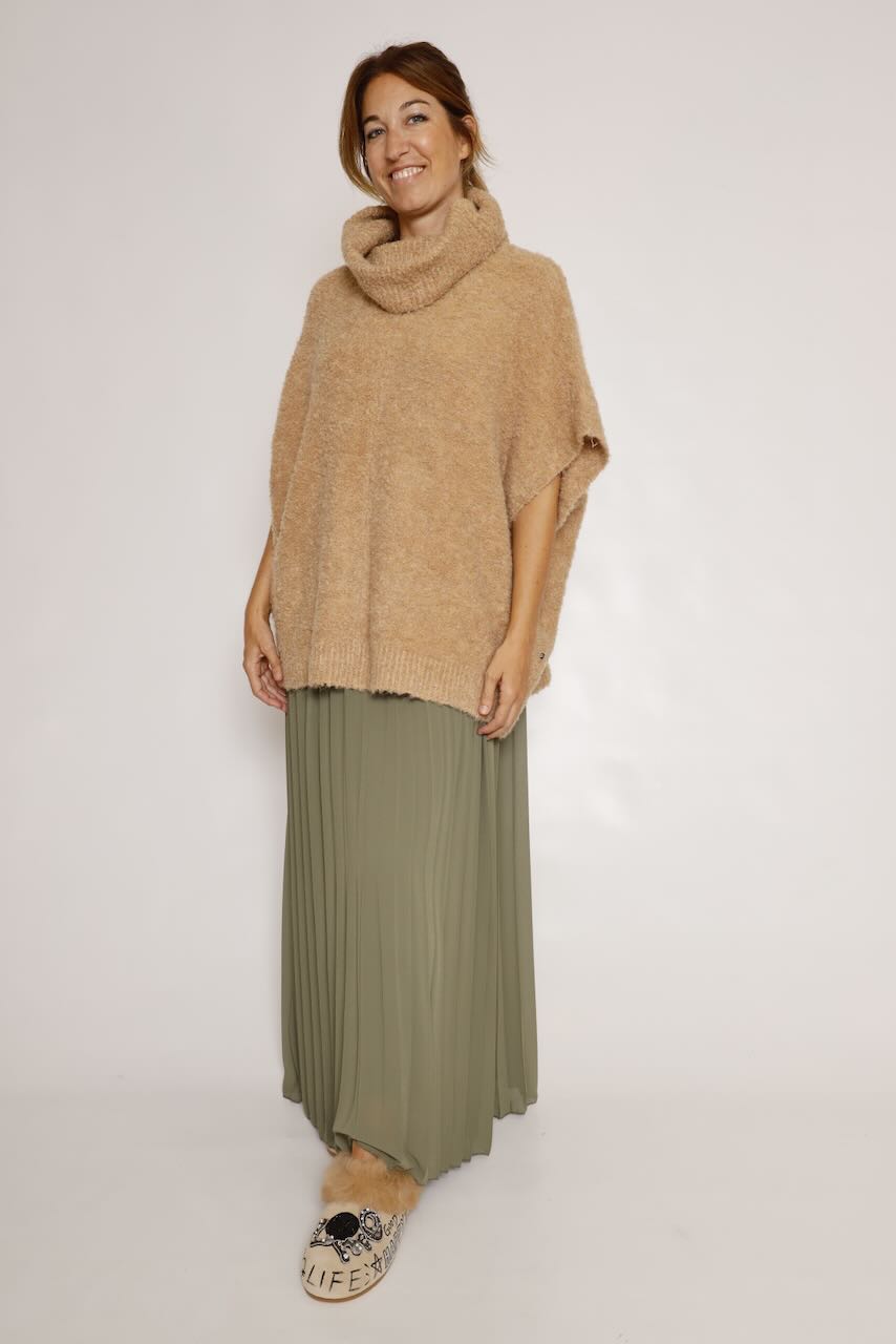 VESTIDO MAXI PLISADO SIN MANGAS VERDE MUSGO 62P83224