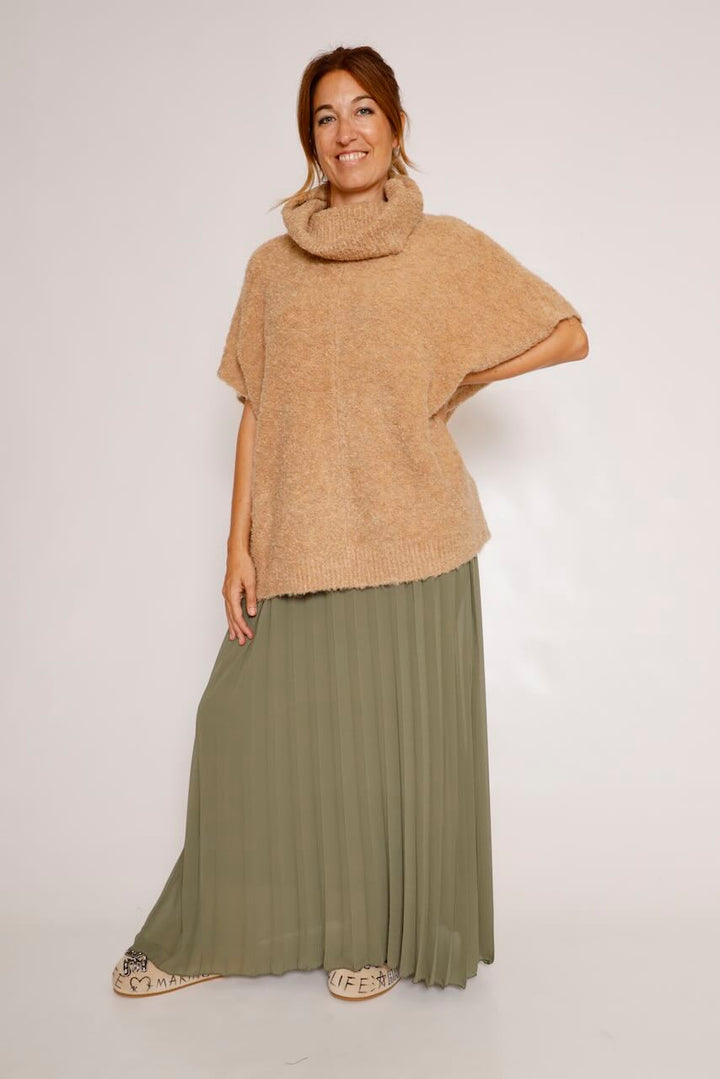 JERSEY CAMEL SIN MANGAS LIROY