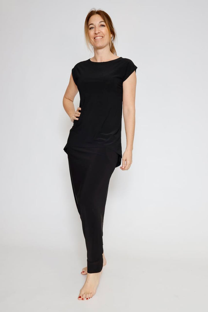 CAMISETA KAAM-NEGRO