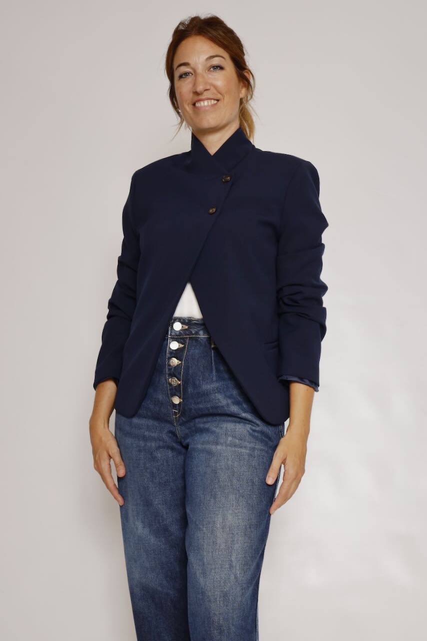CHAQUETA CORTA AZUL MARINO A26PL601