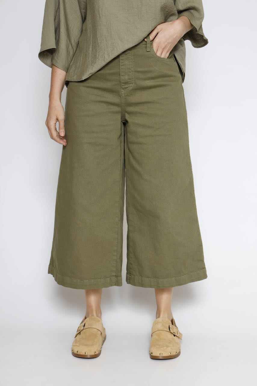 PANTALÓN P3P4HO2N3N-MILITAR