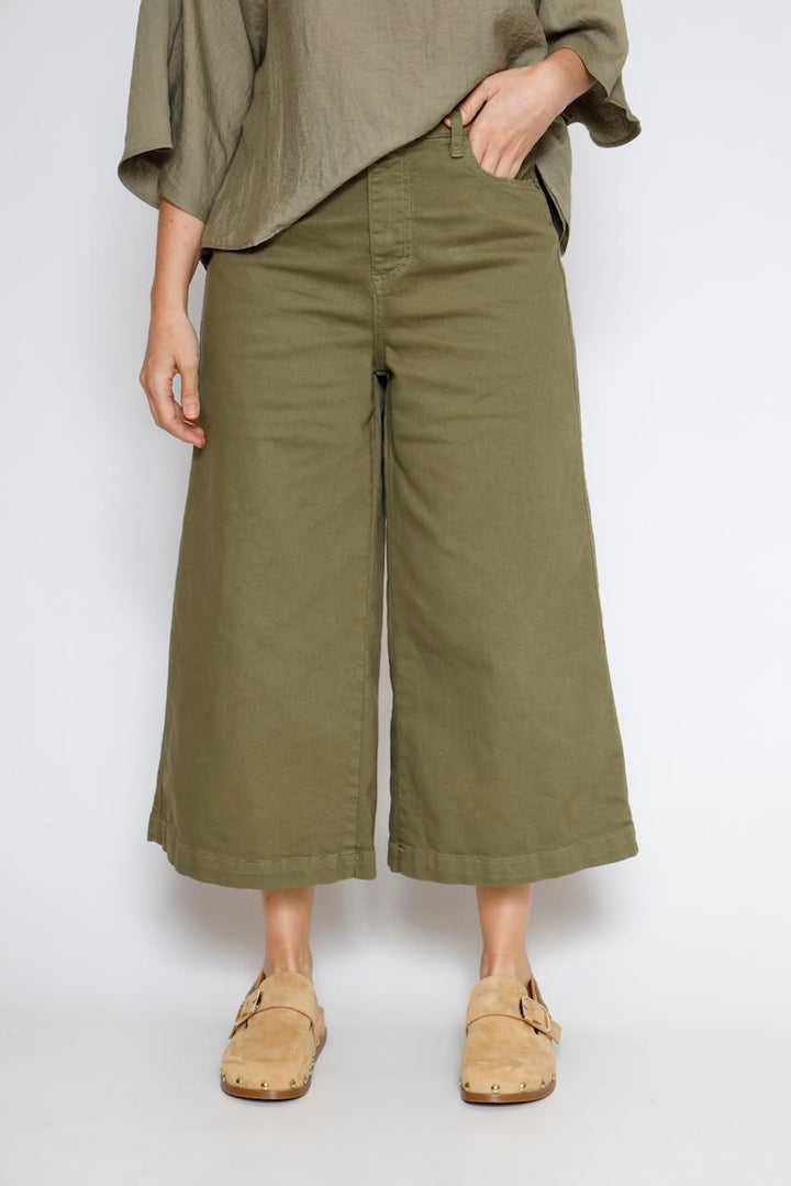 PANTALÓN P3P4HO2N3N-MILITAR