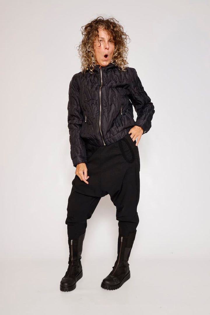 PANTALÓN NEGRO CON BOLSILLOS ESTRUCTURADOS 3440122