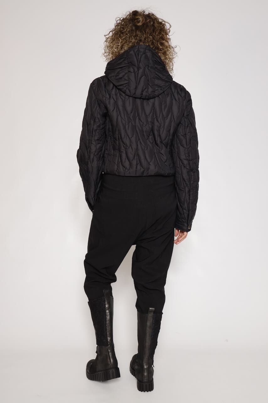 CHAQUETA ACOLCHADA NEGRA WC3001O42301