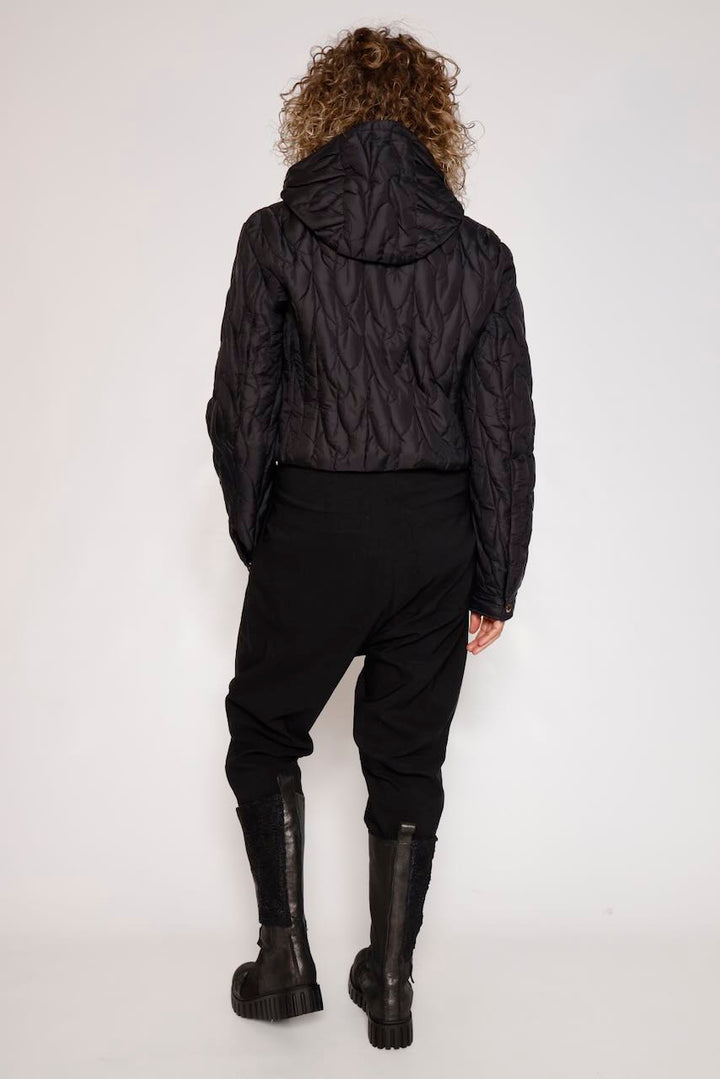 CHAQUETA ACOLCHADA NEGRA WC3001O42301