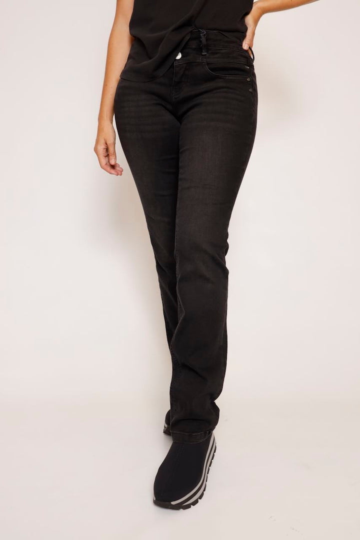 VAQUERO RECTO NEGRO MADIE S-SDM