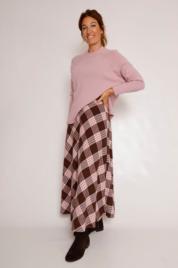 JERSEY DE PUNTO CON CUELLO ALTO VUELTO ROSA BY11057