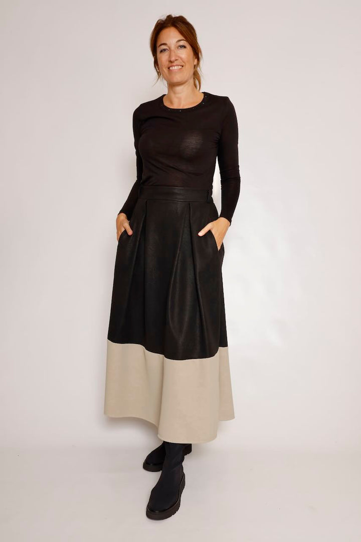 CAMISETA NEGRA LAMY