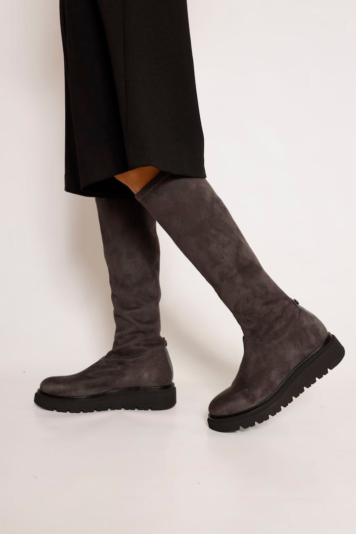 BOTA CALCETÍN ANTE ANTRACITA 24201