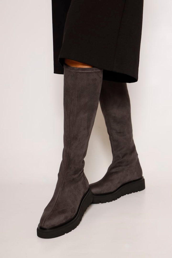 BOTA CALCETÍN ANTE ANTRACITA 24201