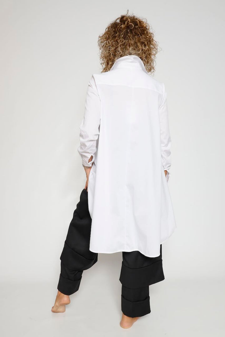 PANTALÓN NEGRO CON BAJO SUPERPUESTO A6BM6797