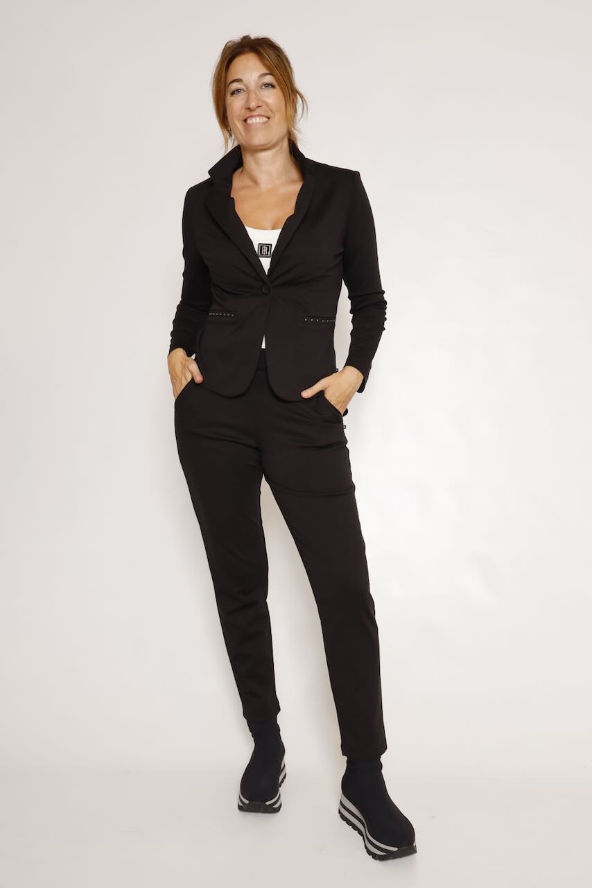PANTALÓN RECTO NEGRO  RAVEN