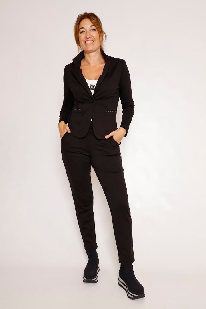 PANTALÓN RECTO NEGRO  RAVEN