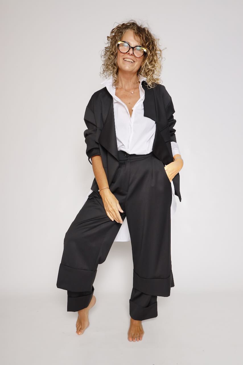 CHAQUETA NEGRA A6BM6799