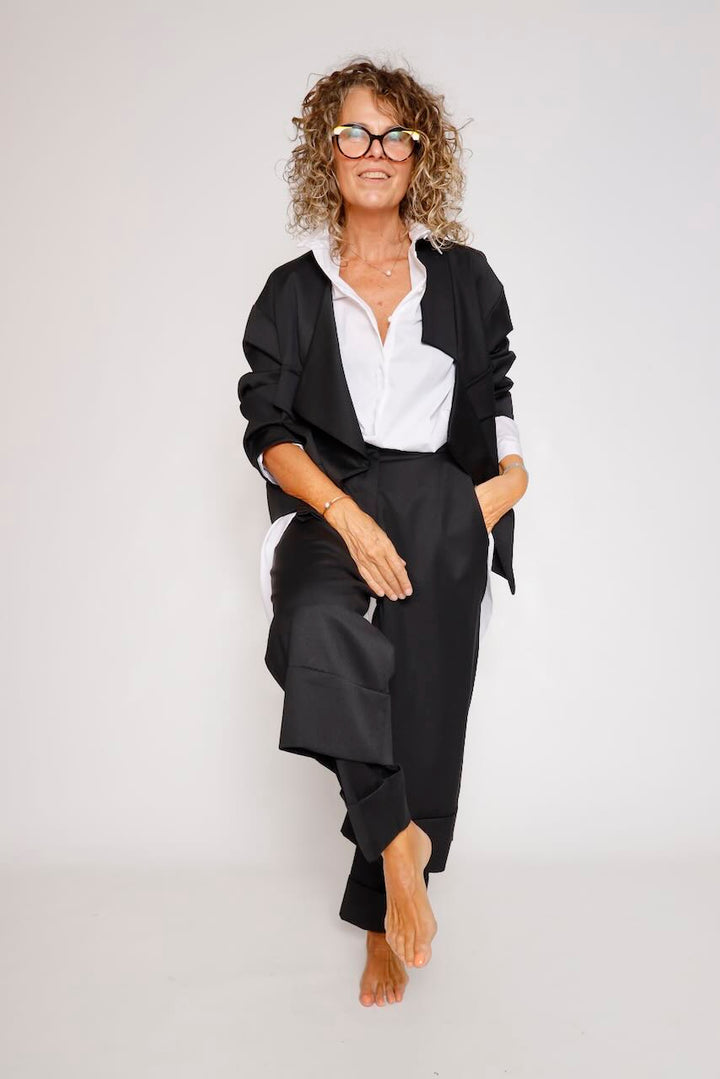 CHAQUETA NEGRA A6BM6799