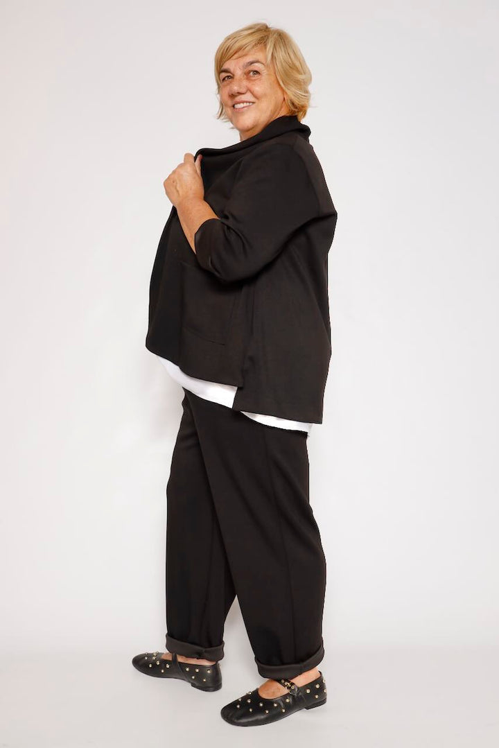 CHAQUETA OVERSIZE NEGRO A26DG601