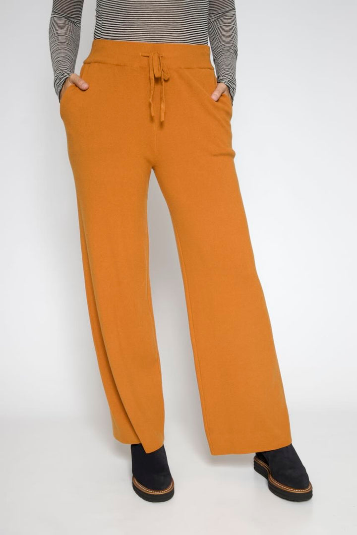 PANTALON BY09070-NARANJA