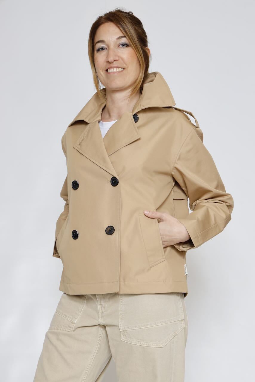 GABARDINA CORTA FLLUVIA-BEIGE