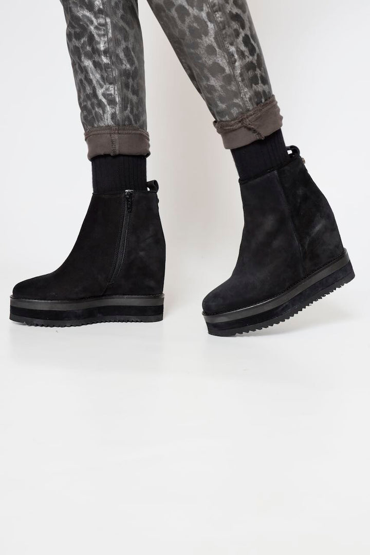 BOOT 24921105-BLACK