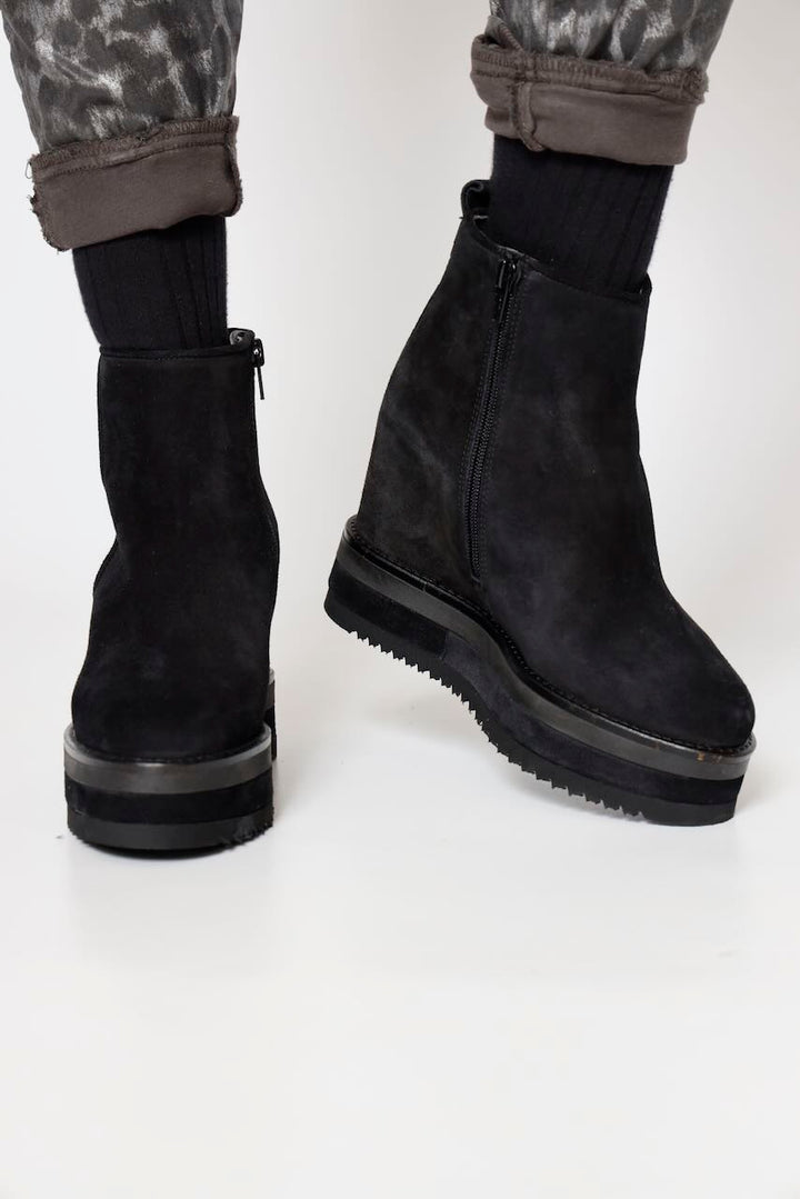 BOOT 24921105-BLACK