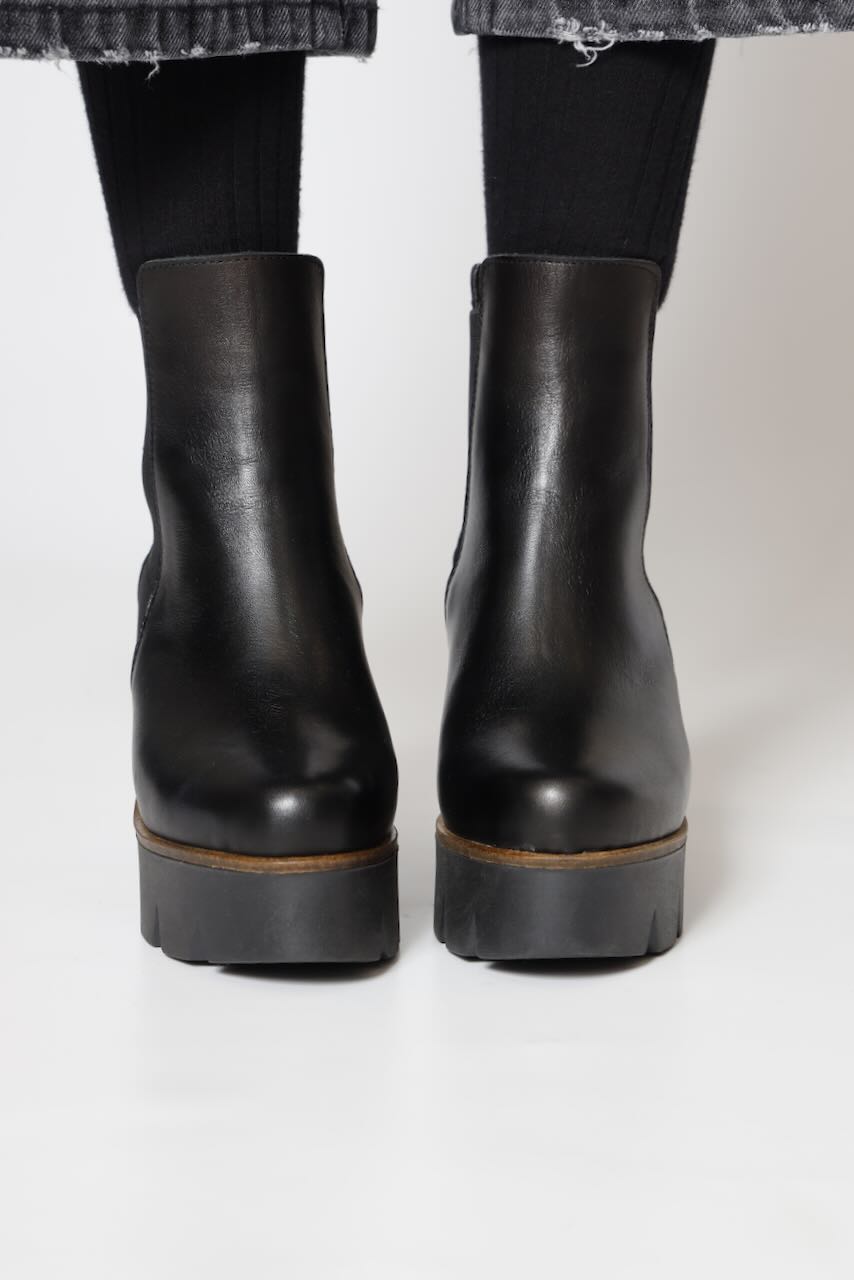 BOOT 45491705-BLACK